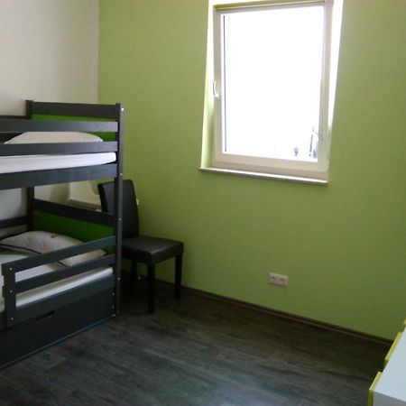 Ferienwohnung Am Seglerhafen พีเนมุนเดอ ภายนอก รูปภาพ