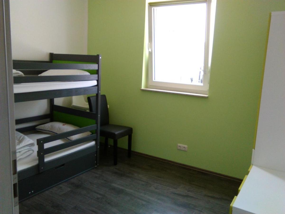 Ferienwohnung Am Seglerhafen พีเนมุนเดอ ภายนอก รูปภาพ