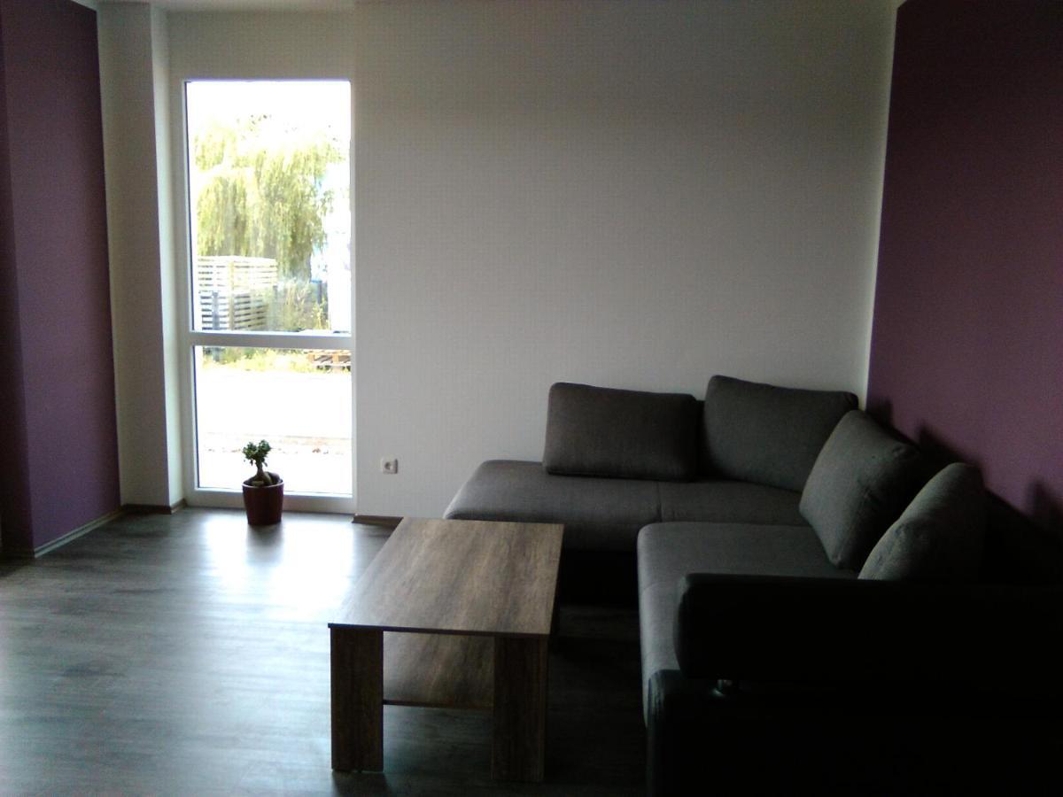 Ferienwohnung Am Seglerhafen พีเนมุนเดอ ภายนอก รูปภาพ